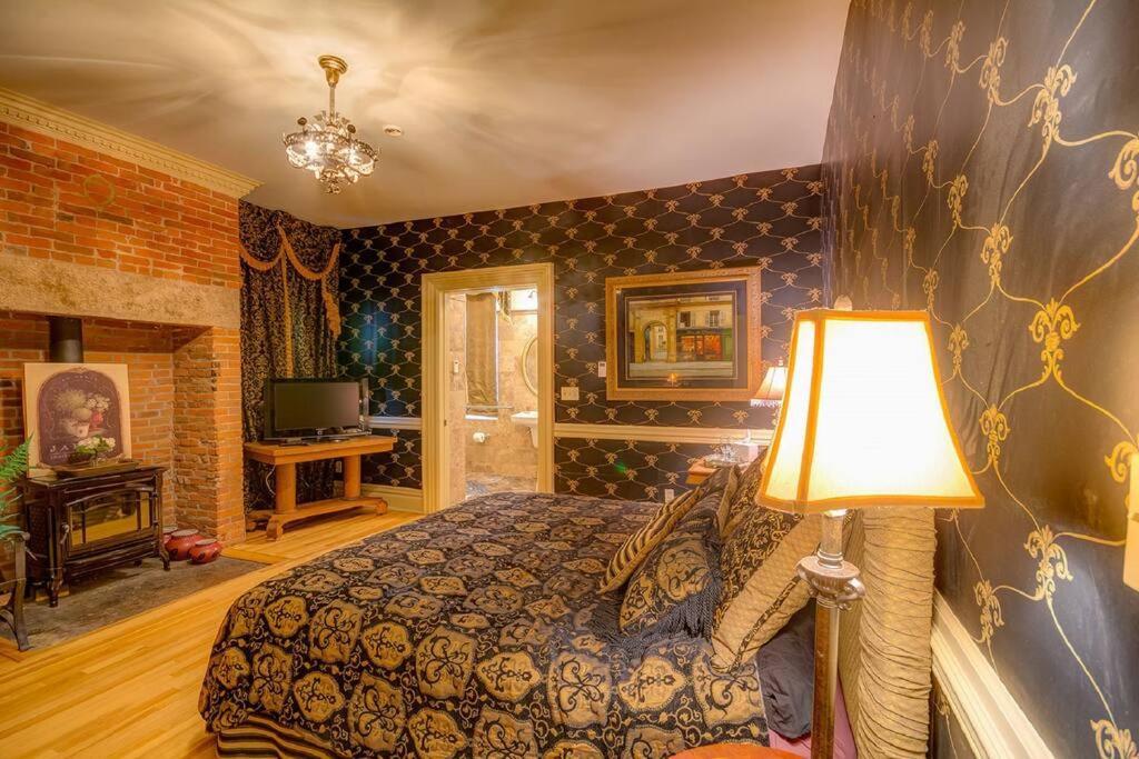 Merry Mansion East Dubuque Extérieur photo